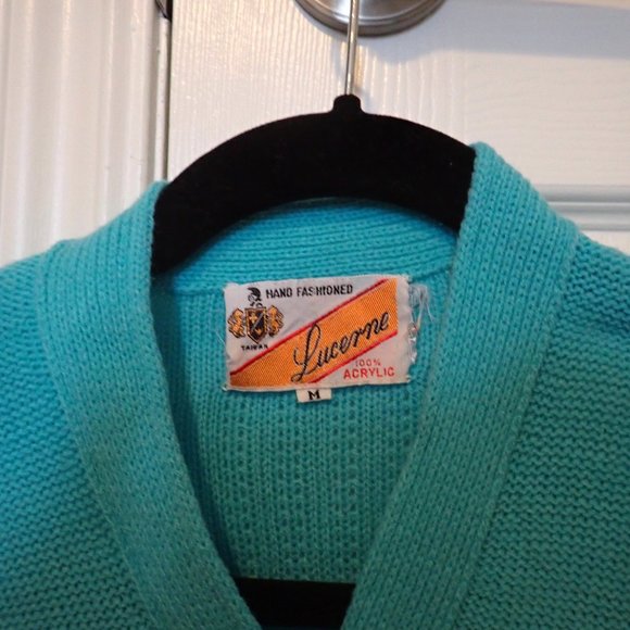 Super cute late 60s/70s sweater vest - Picture 3 of 4